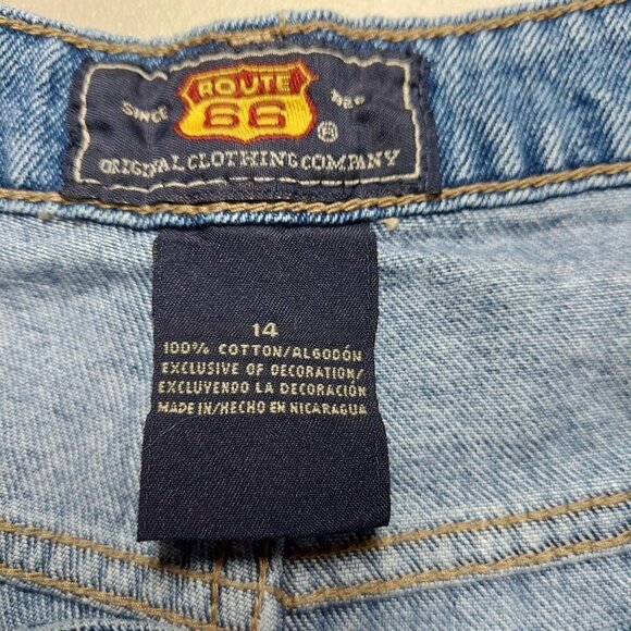 Route 66 Vintage Women's High Rise Medium Wash Denim Jean Mom Shorts - Picture 4 of 5